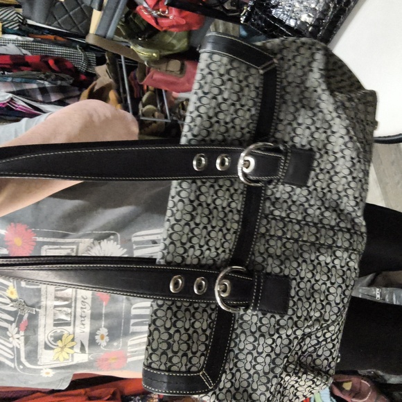 Coach Purse - Picture 1 of 1